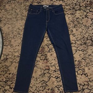 Levi’s 721 Classic Skinny Size 31 - Blue Jeans